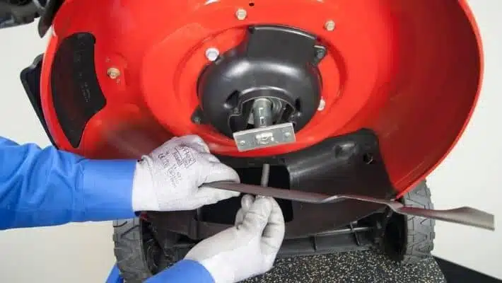 How To Tighten Lawn Mower Blade